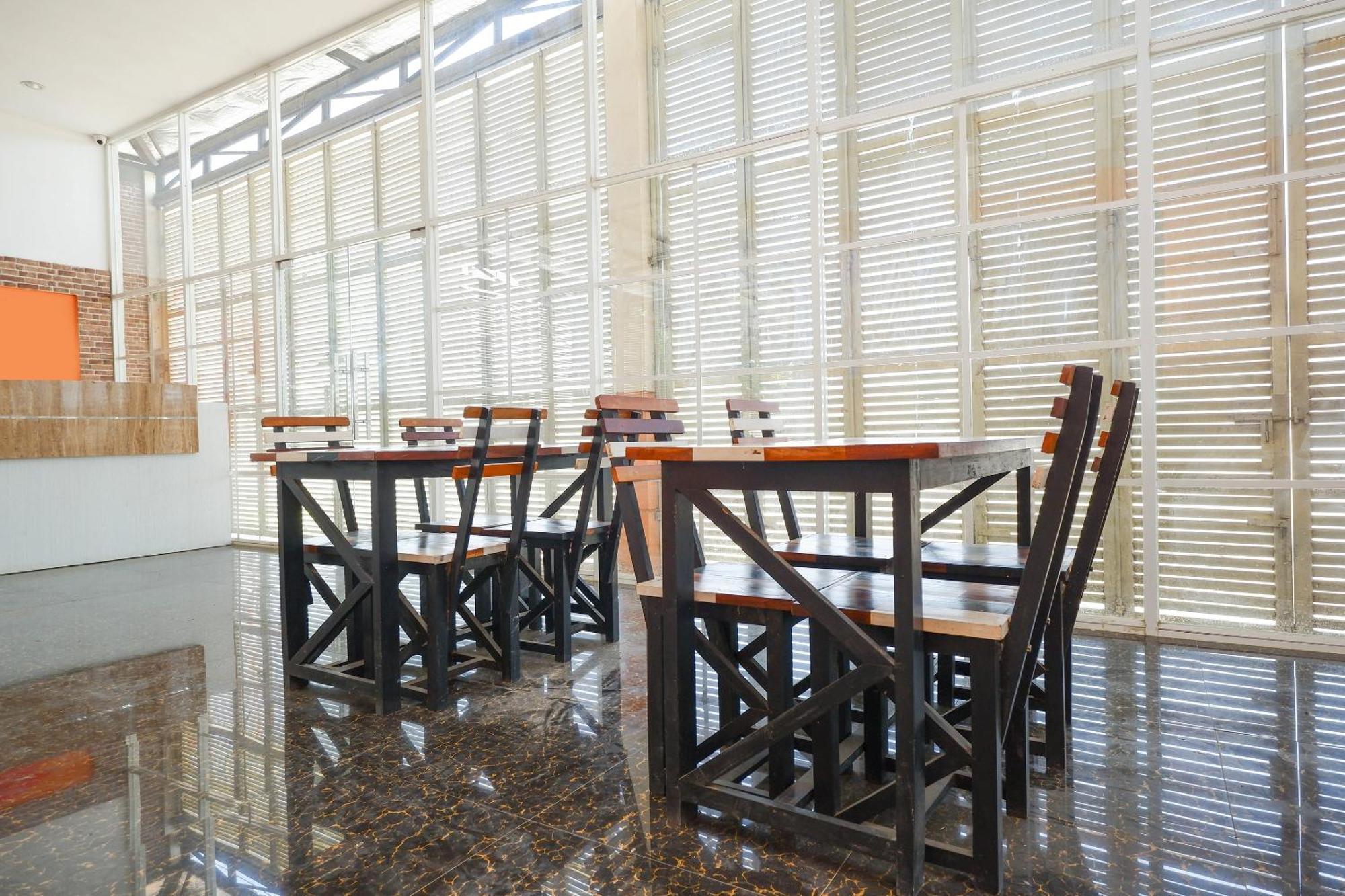 Unta Residence Semarang Luaran gambar