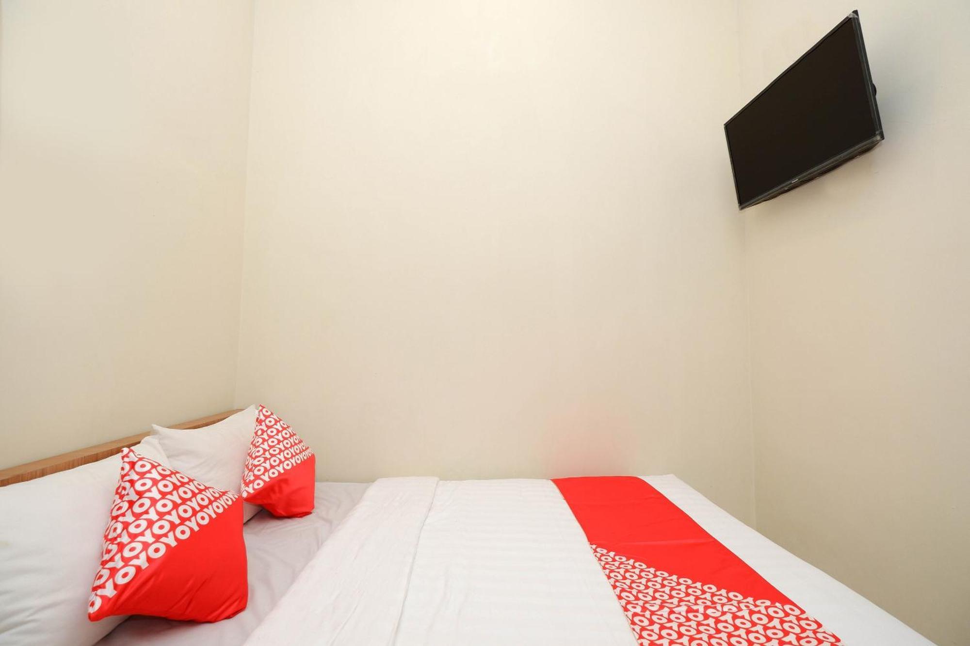Unta Residence Semarang Luaran gambar