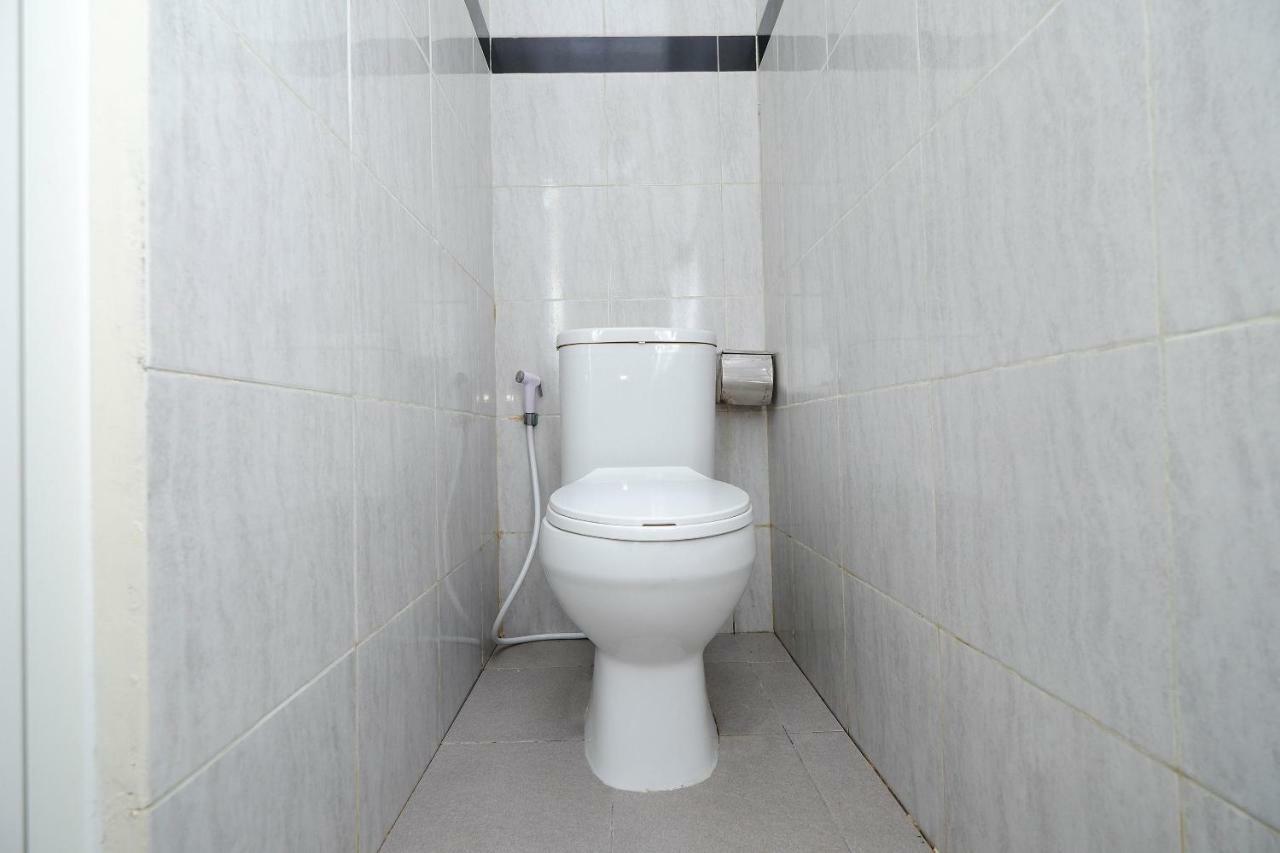 Unta Residence Semarang Luaran gambar